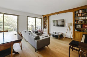 Spacious and bright apt with TERRACE - WIFI